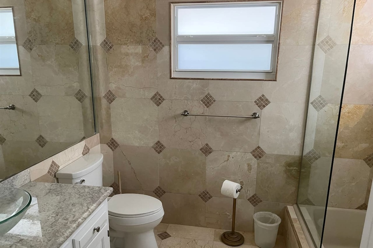 2nd Floor Bath