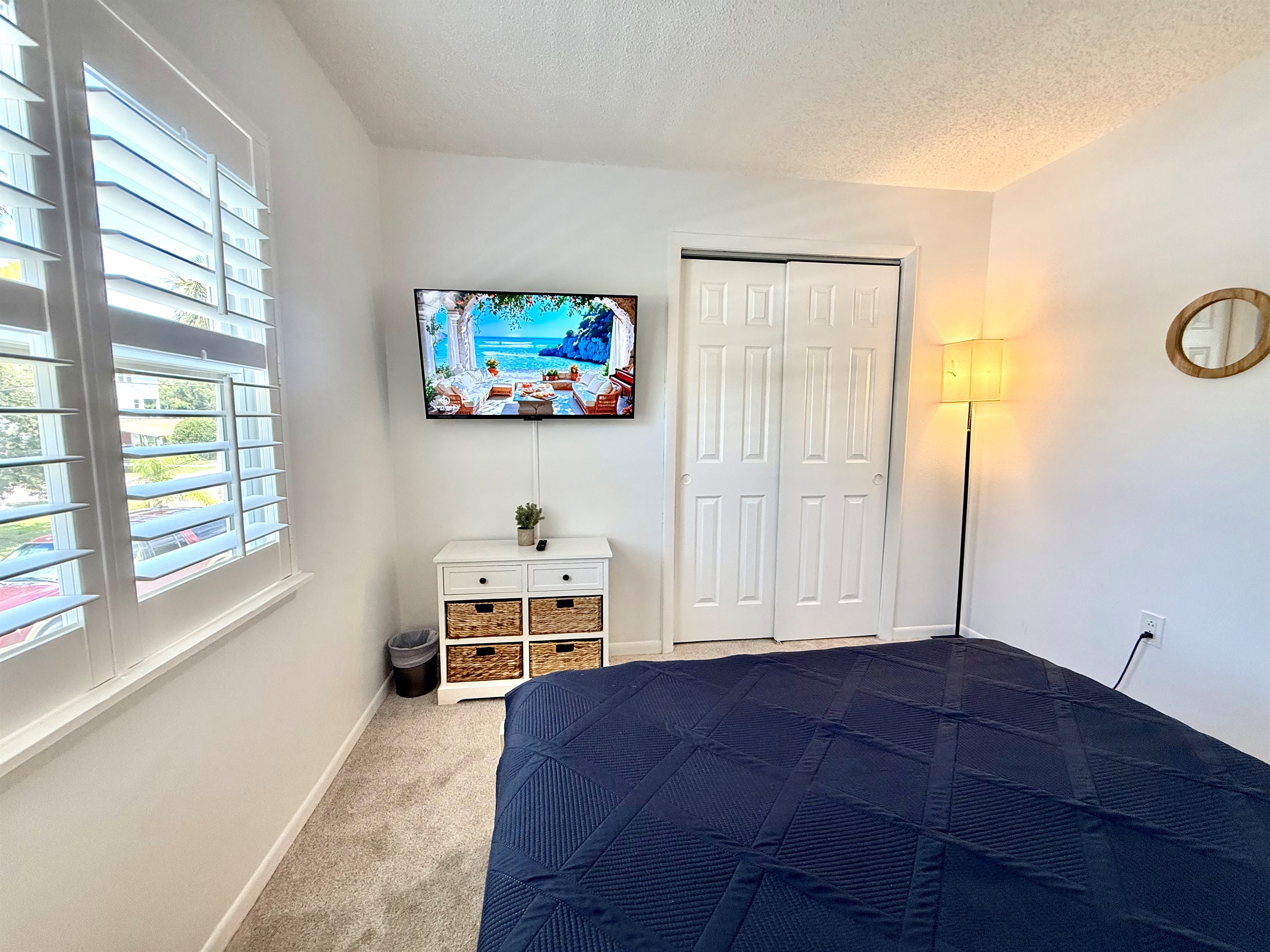 Featuring a queen-size bed, soft carpeting, and a relaxing vibe.