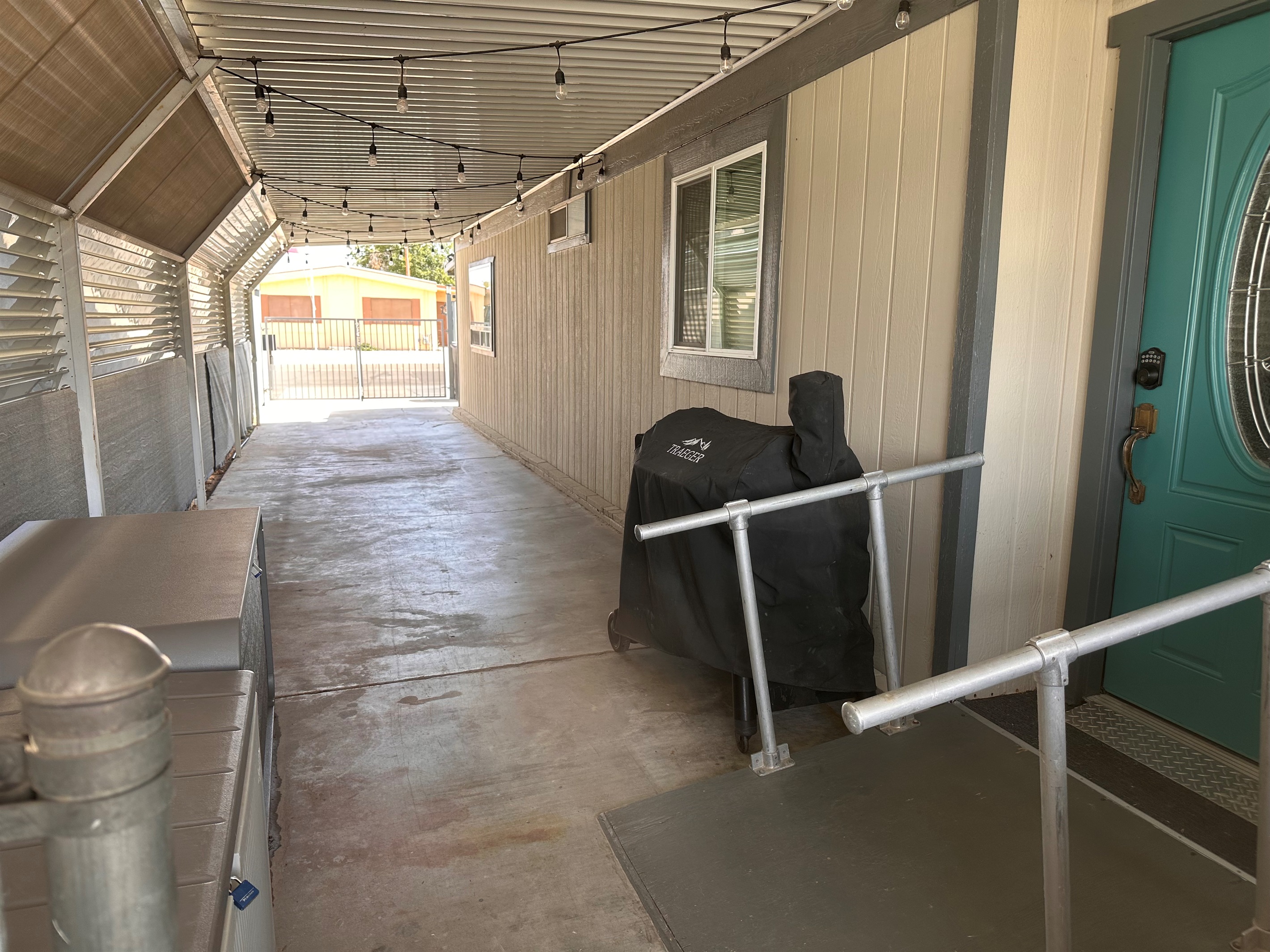 Carport/Driveway Entrance