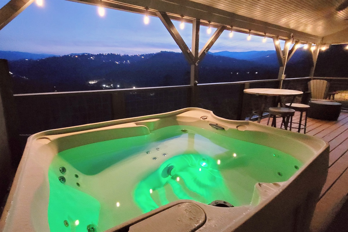 Twilight hot tub photo 💚