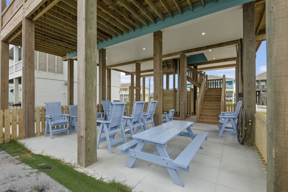 21ddc8db4558415f9a730cb0466c08df Large | Beachhouse | Texas | TX | Vacation Homes | Galveston | Crystal Beach | Kokomo | Breezy Days | Beachfront Elegance | Sunrise Serenity | Southern Sands Property Management, LLC