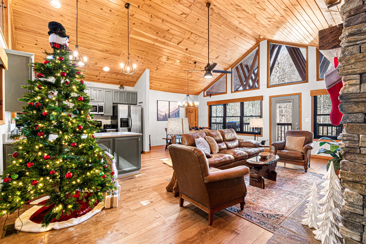 We will be ready for the holiday season at Rocky River Lodge! It is amazing to see Gatlinburg decorated in the all the lights, sights and sounds.