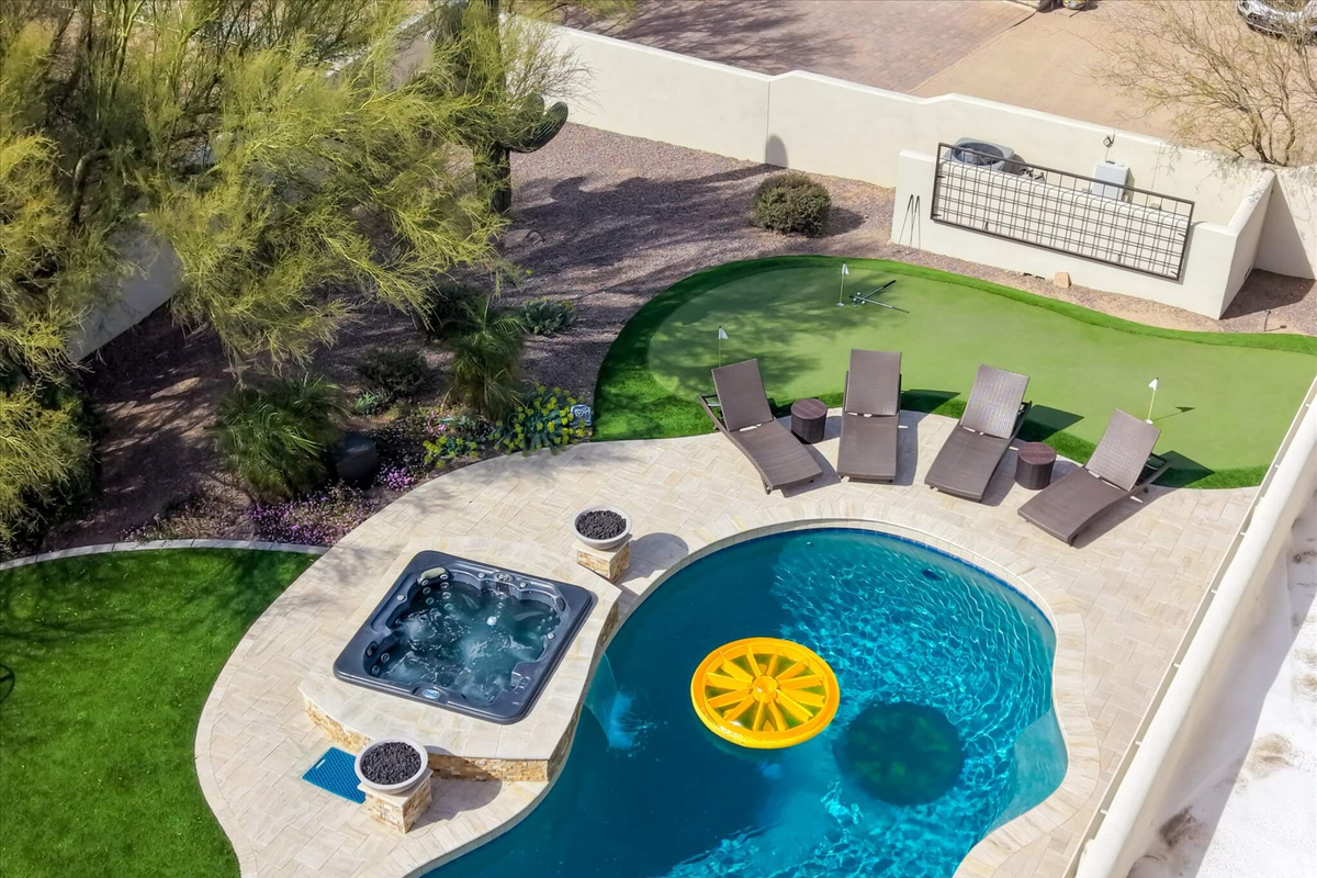 Heated Pool & Spa