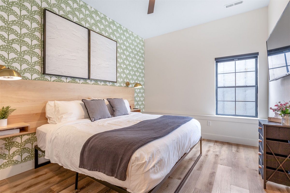 Lower level King bedroom #3 w/ ensuite bath