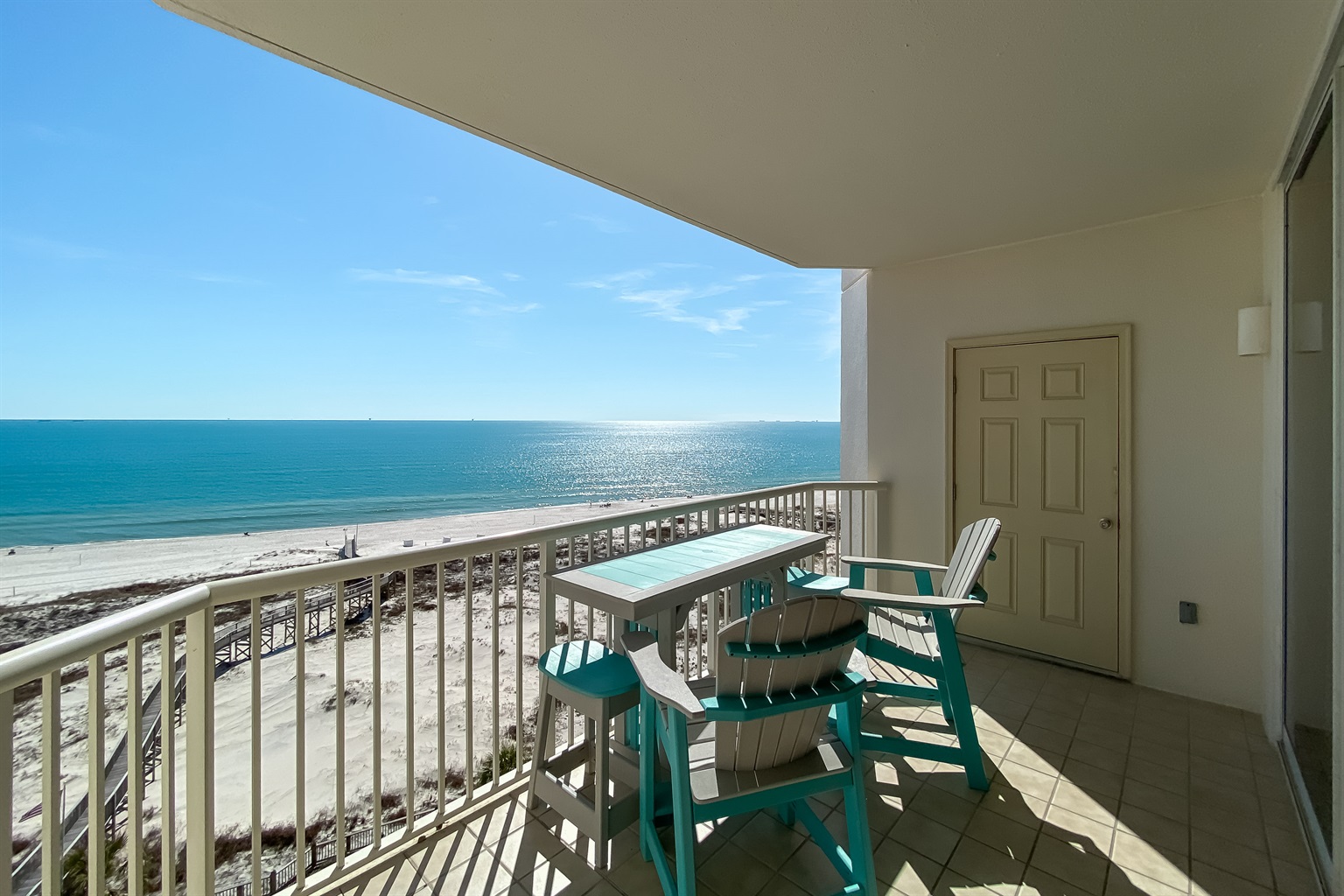 views of the beach and Catalina pool