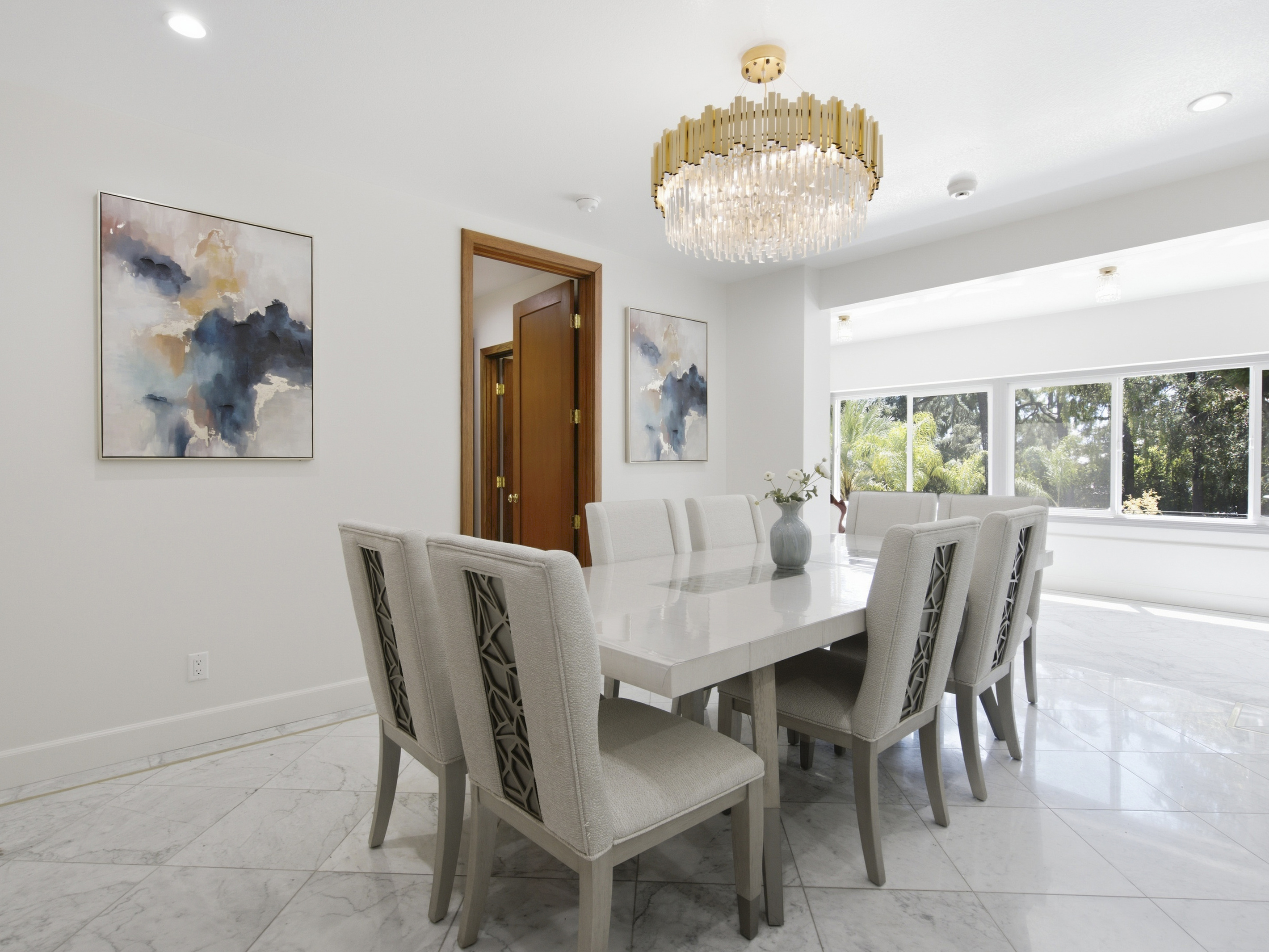 This gorgeous dining room was designed for enjoying time together.