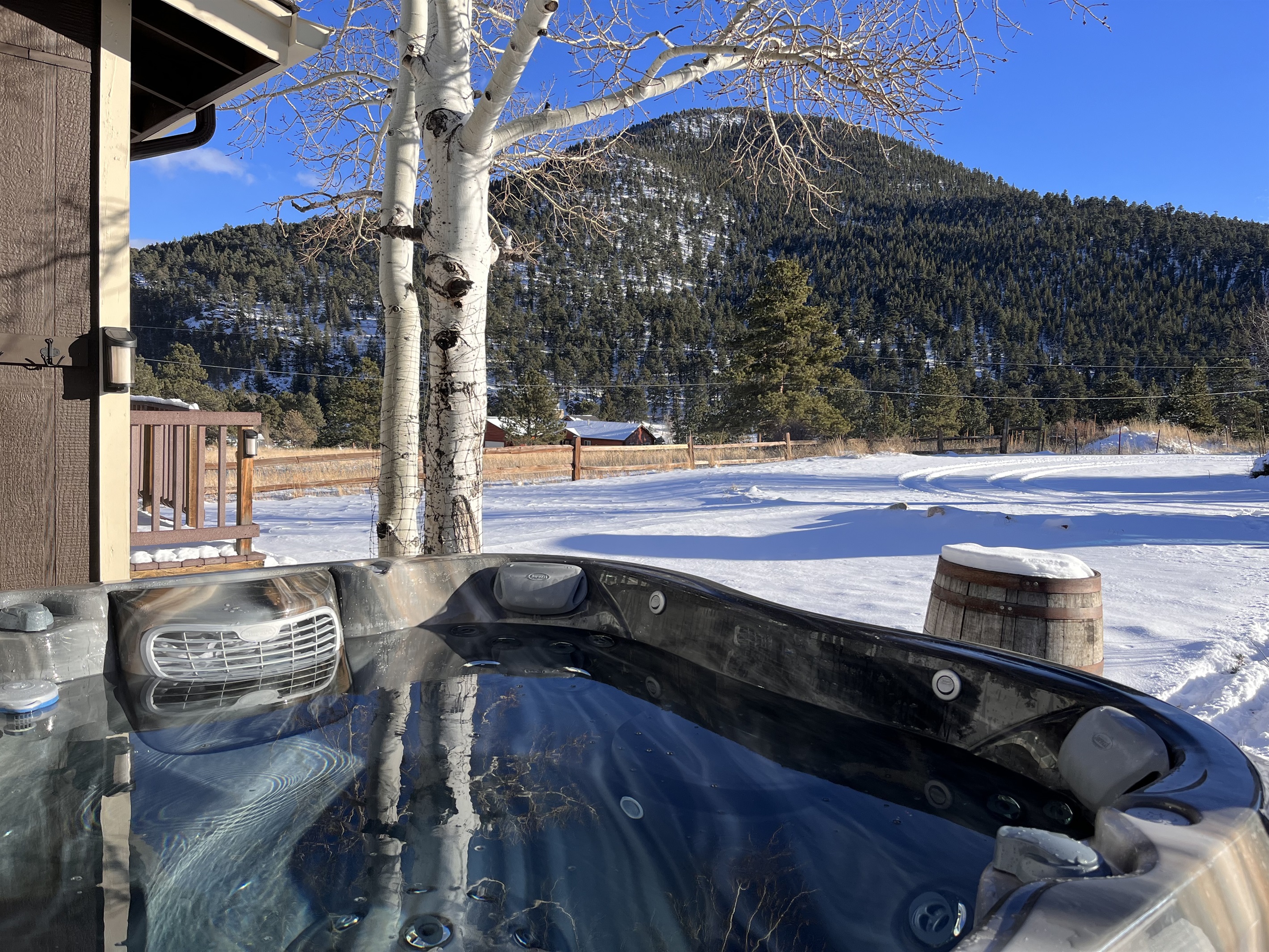 Eagle Cliff Retreat - Hot Tub, Wildlife, & Views (22-RES0263) SALE!