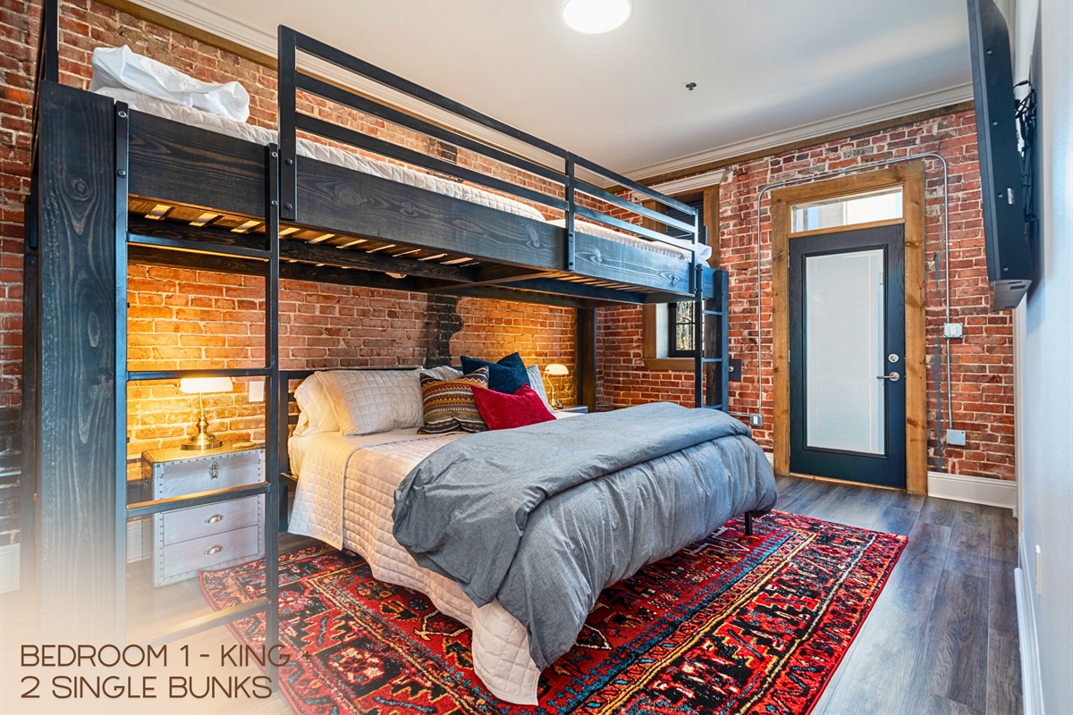 [Bedroom] The Second Bedroom Has 2 Single Beds over King Bunk with Patio Access