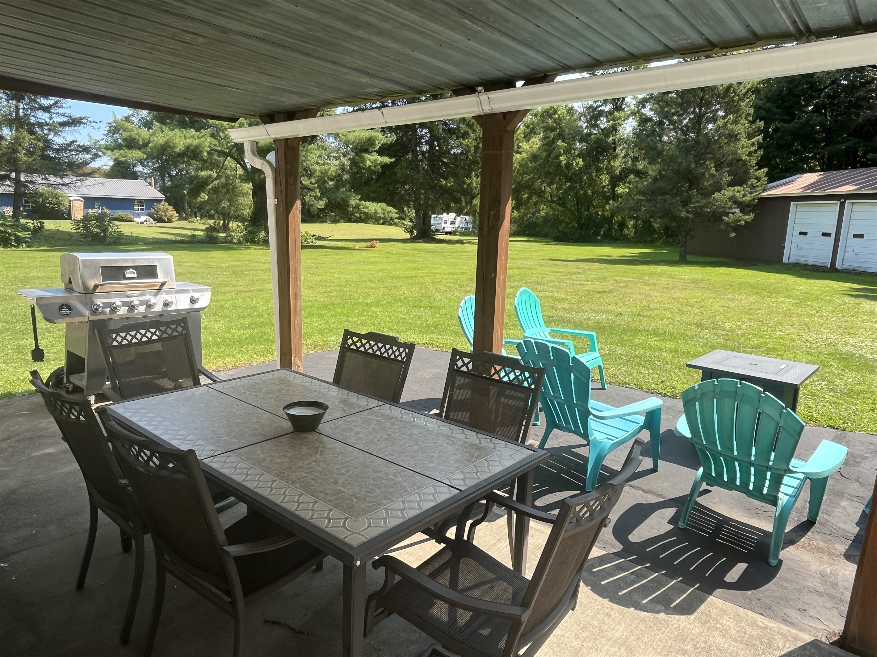Covered rear patio