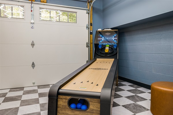 Classic Skee-Ball fun right at home – hours of entertainment