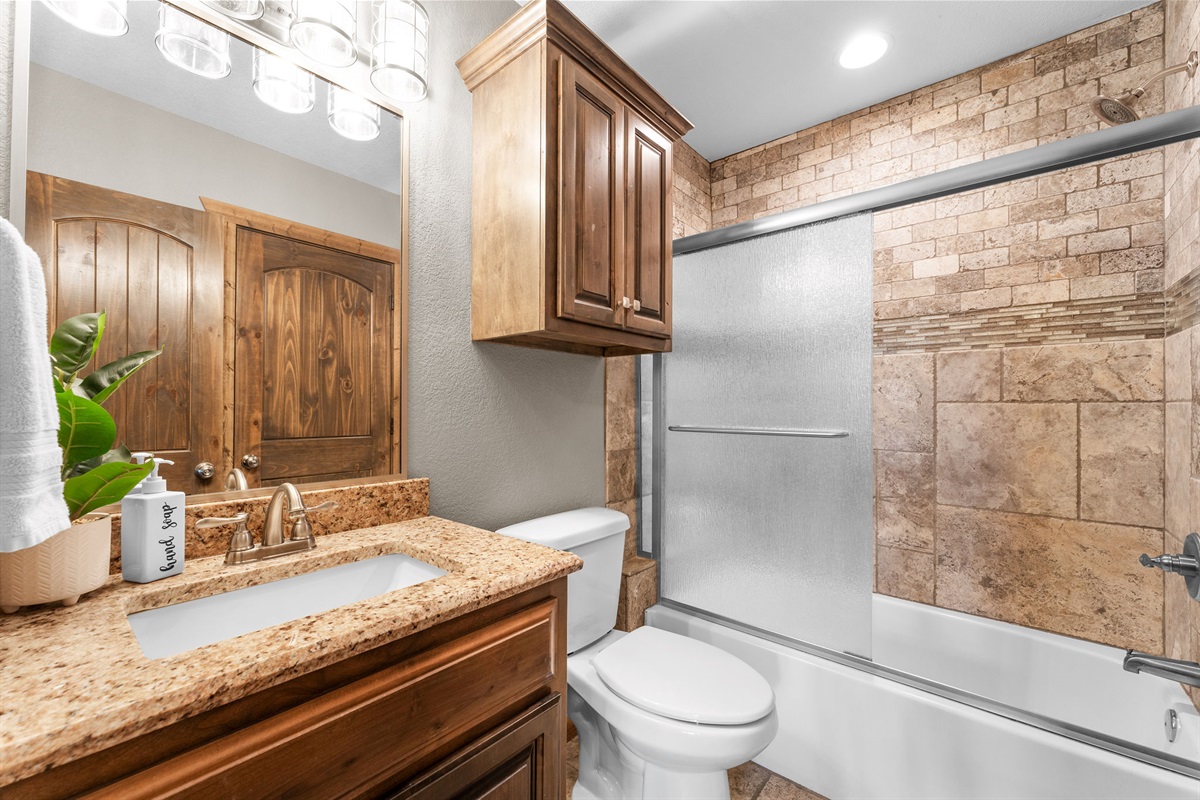 Tub/Shower combo
