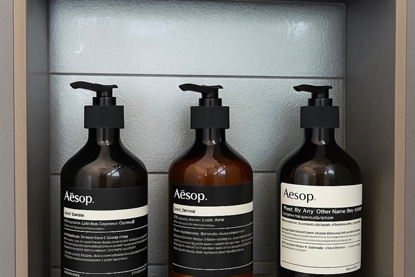 Thoughtful Touches, Iconic Scents