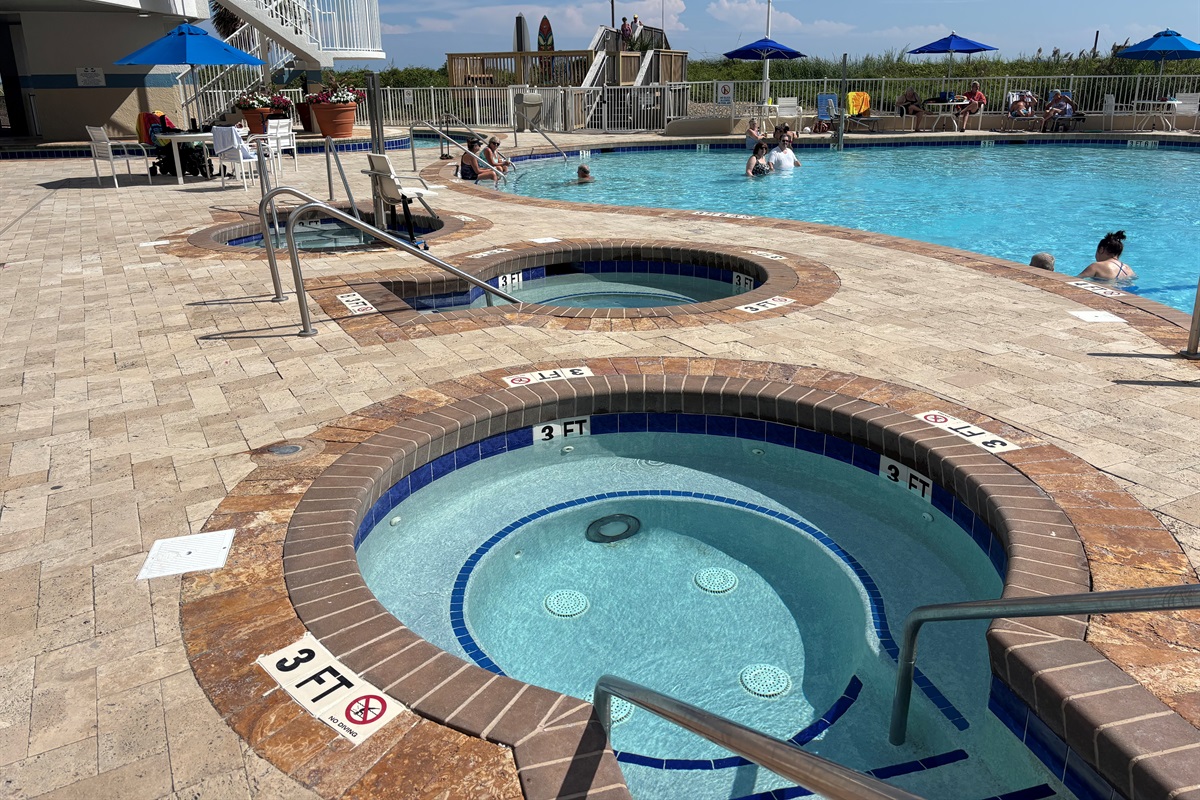 Lots of hot tubs to choose from open year around. 