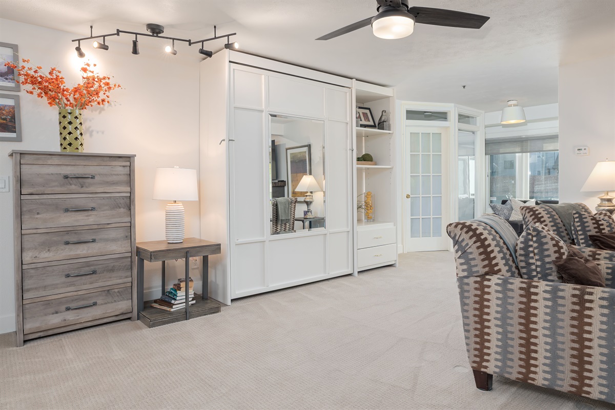 Murphy folds back up in a second.