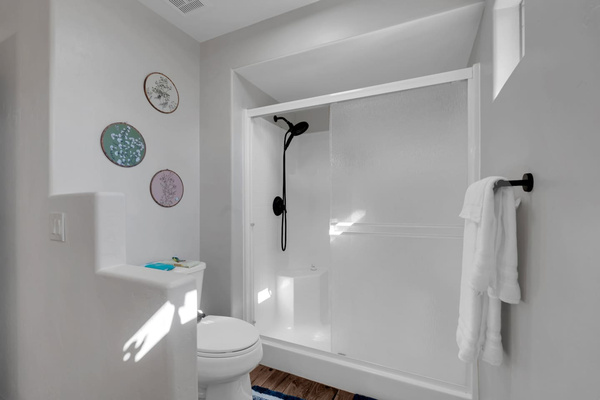Full bathroom with shower, shampoo/conditioner/body wash included