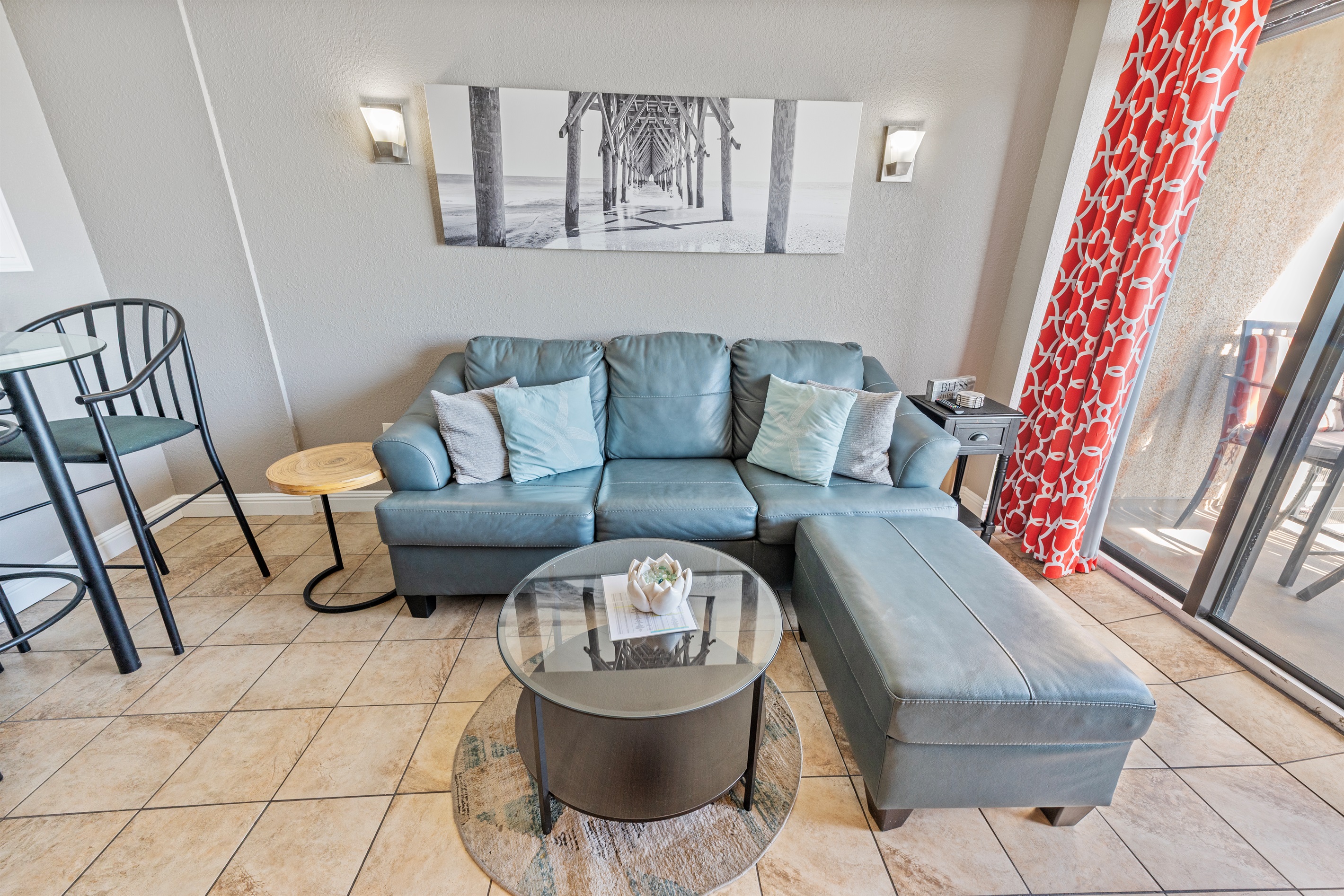 Stunning Oceanfront Remodeled,Flooring,New Kitchen 2