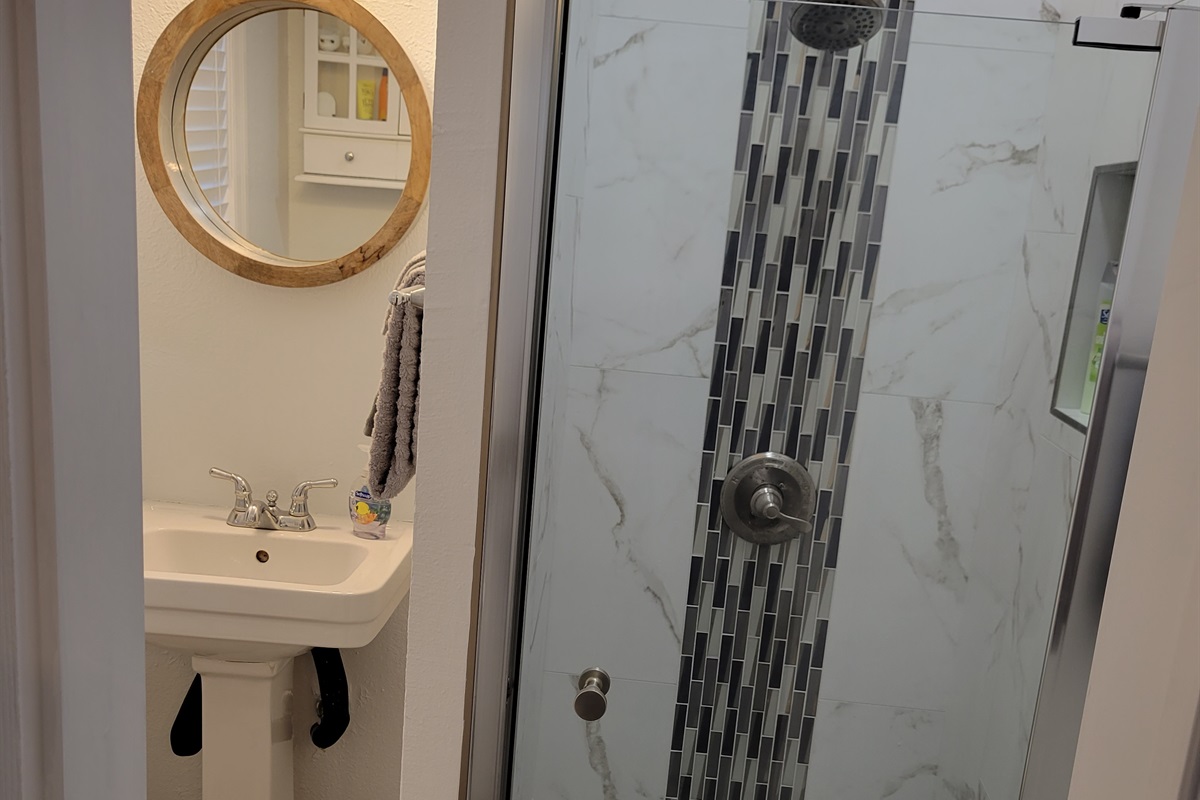 Wave Resort Madeira Beach Florida Studio 2 w/ Pool Brit Properties LLC