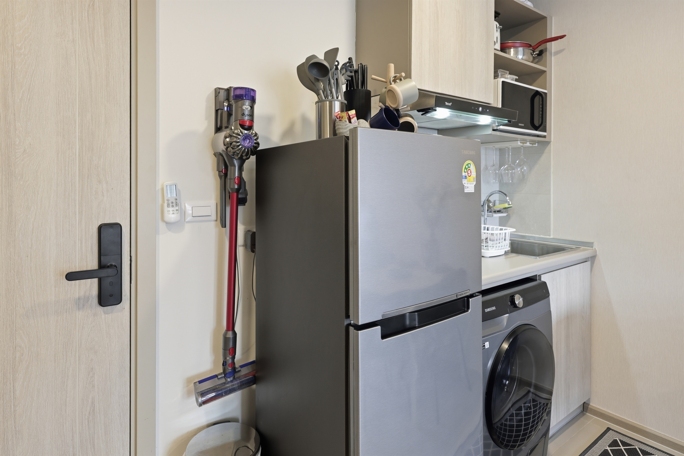 Dyson vacuum cleaner