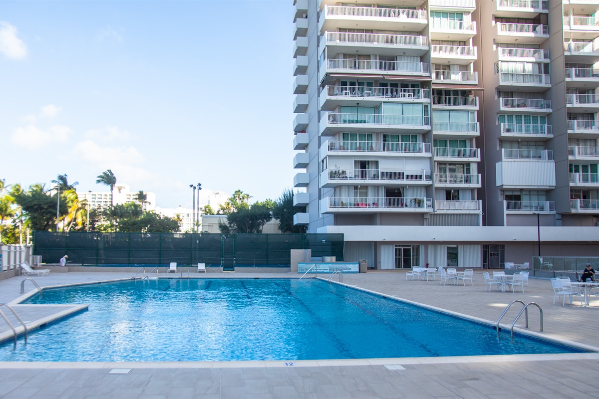 CB14 Big One bedroom apartment with ocean view Green Island Realty