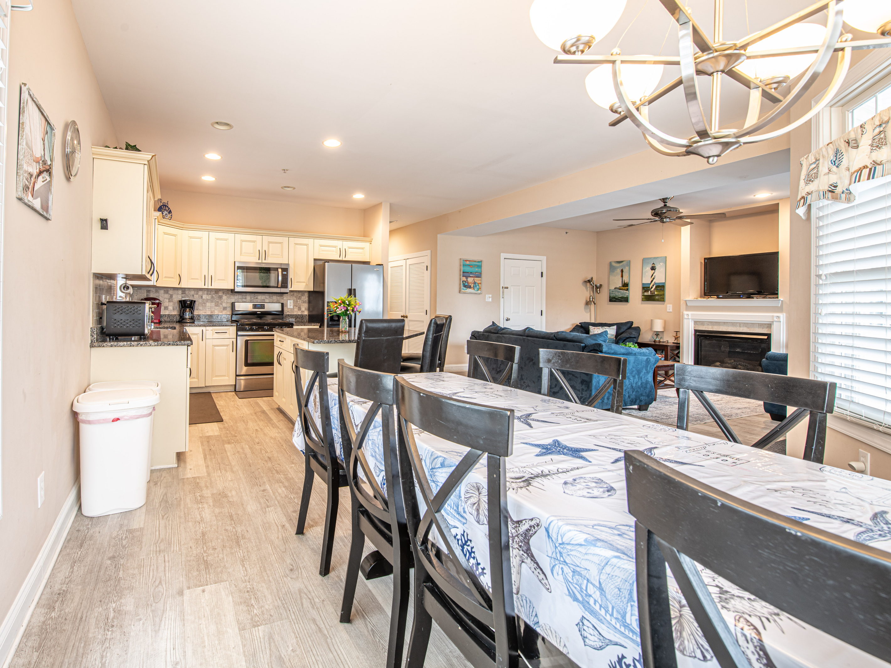 Open Dining Area