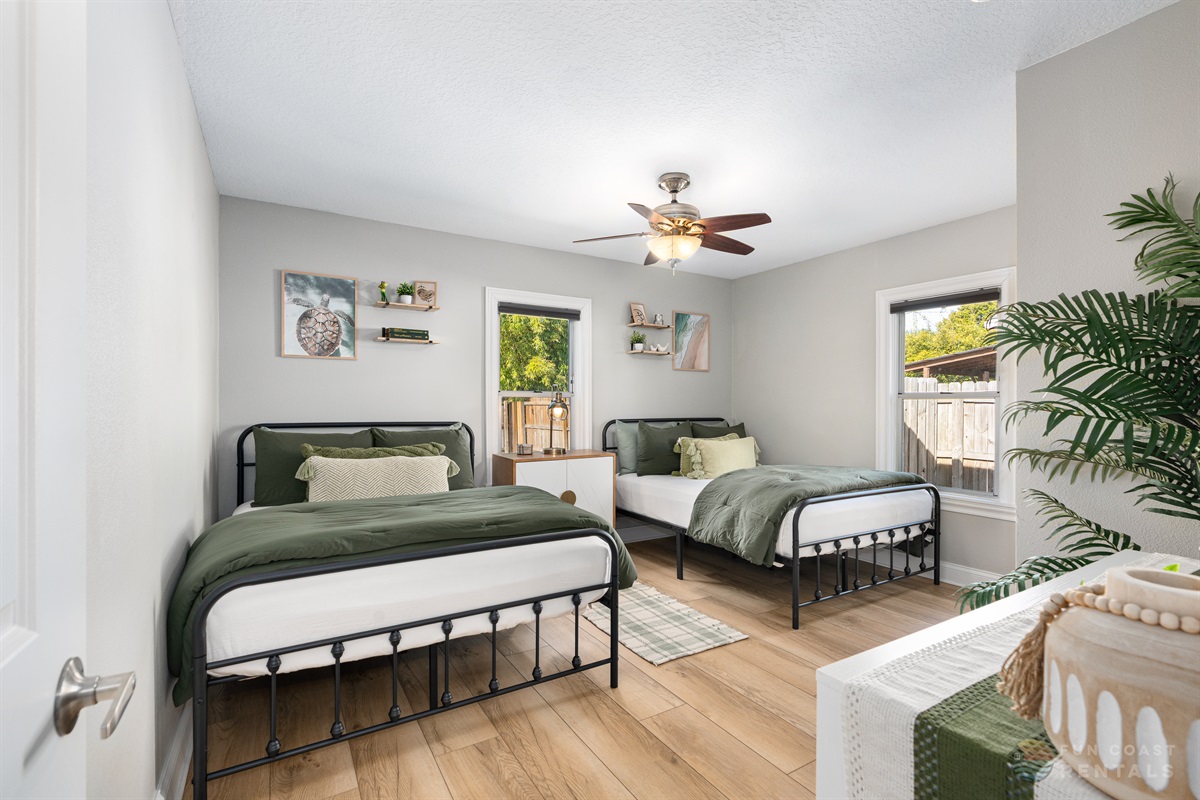 Dual Twin Bedroom