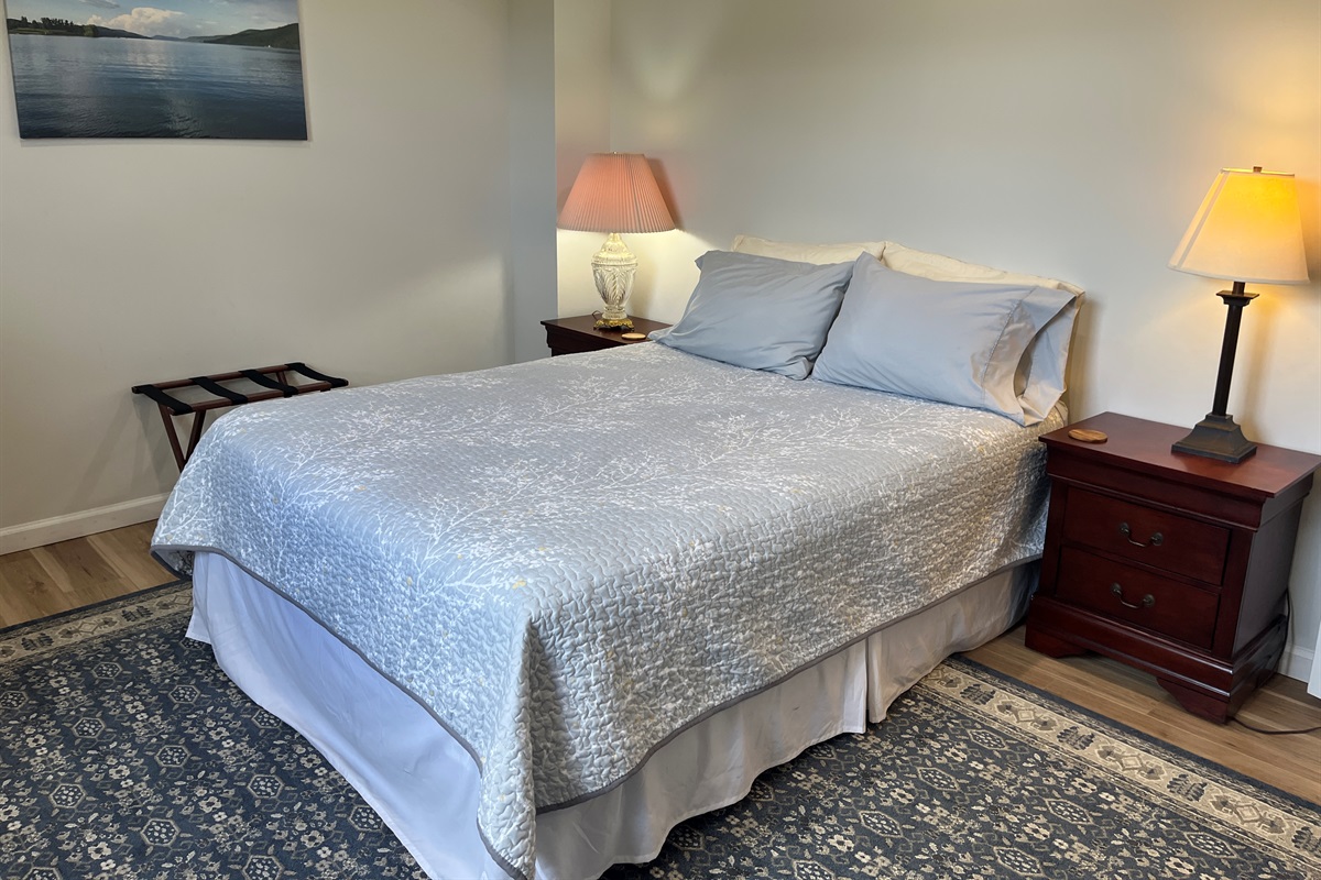 Lower Level Queen bedroom #1