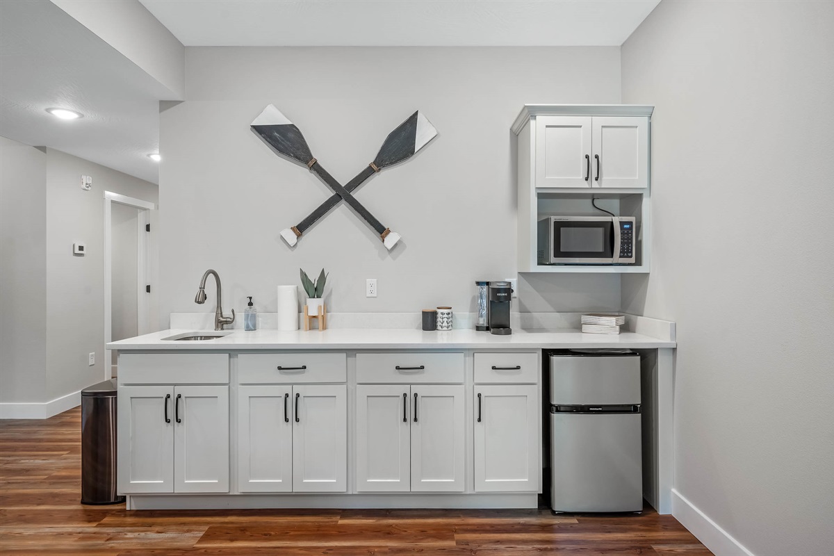Wet bar area on the lower level