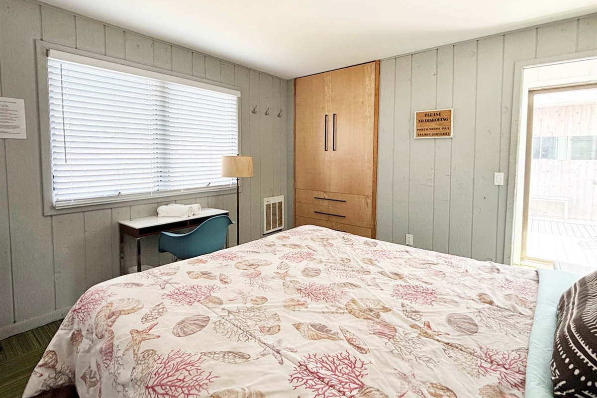 Bedroom