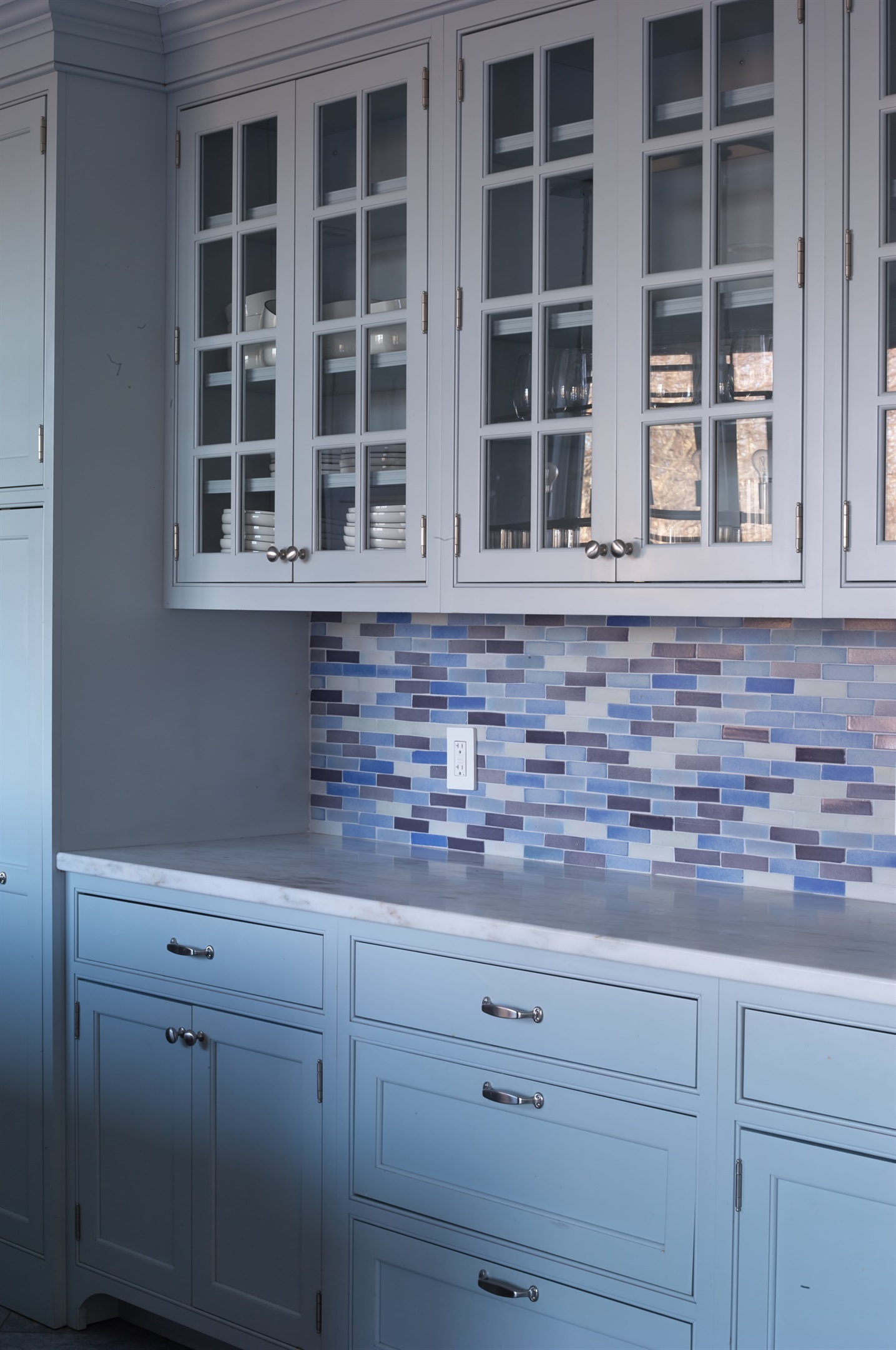 Plenty of counter space and modern finishes for all your culinary needs.