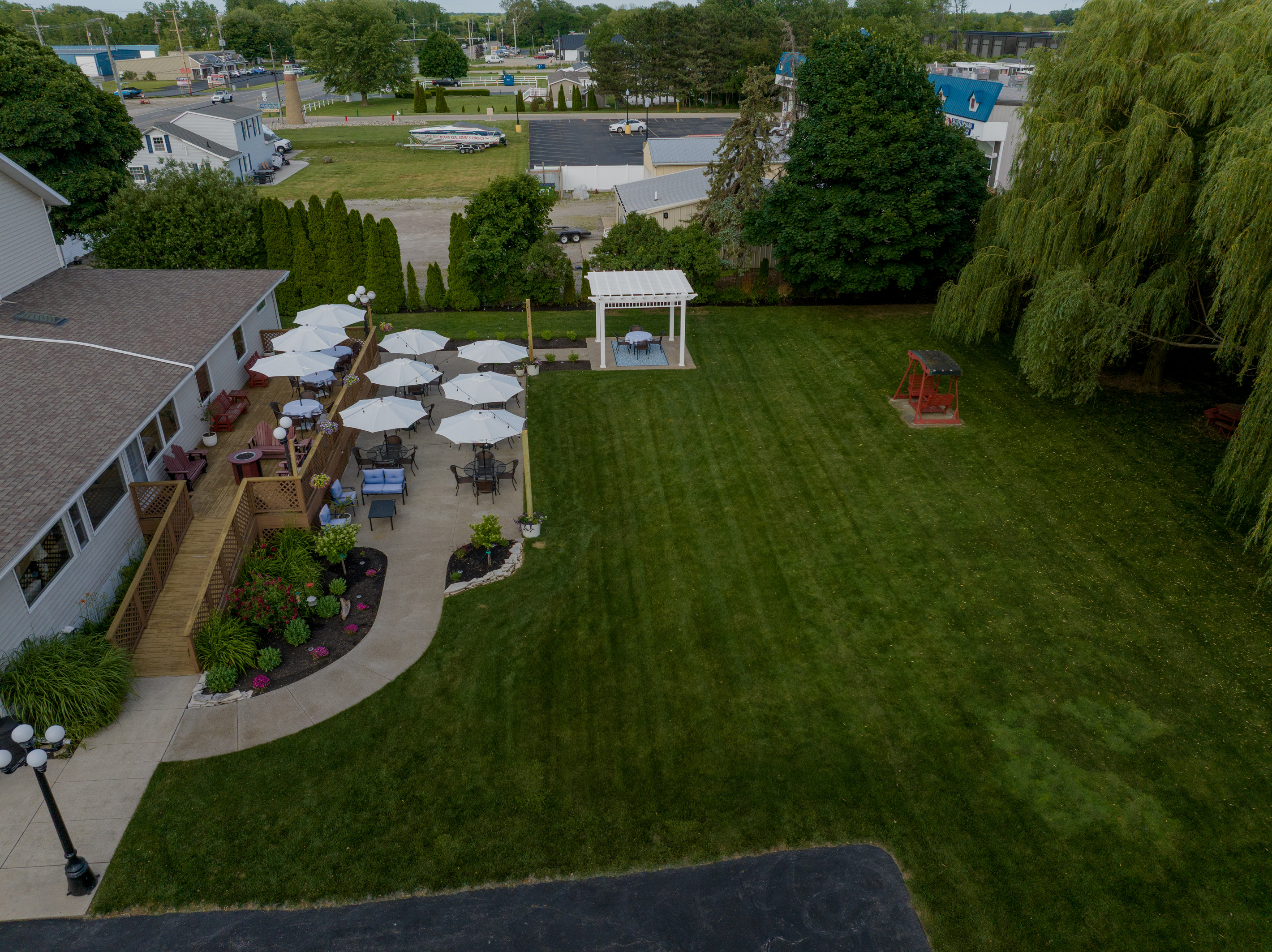 Lake Erie Area Event Patio and Wedding Space