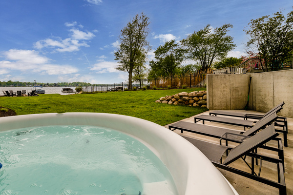 Hot tub, basement patio