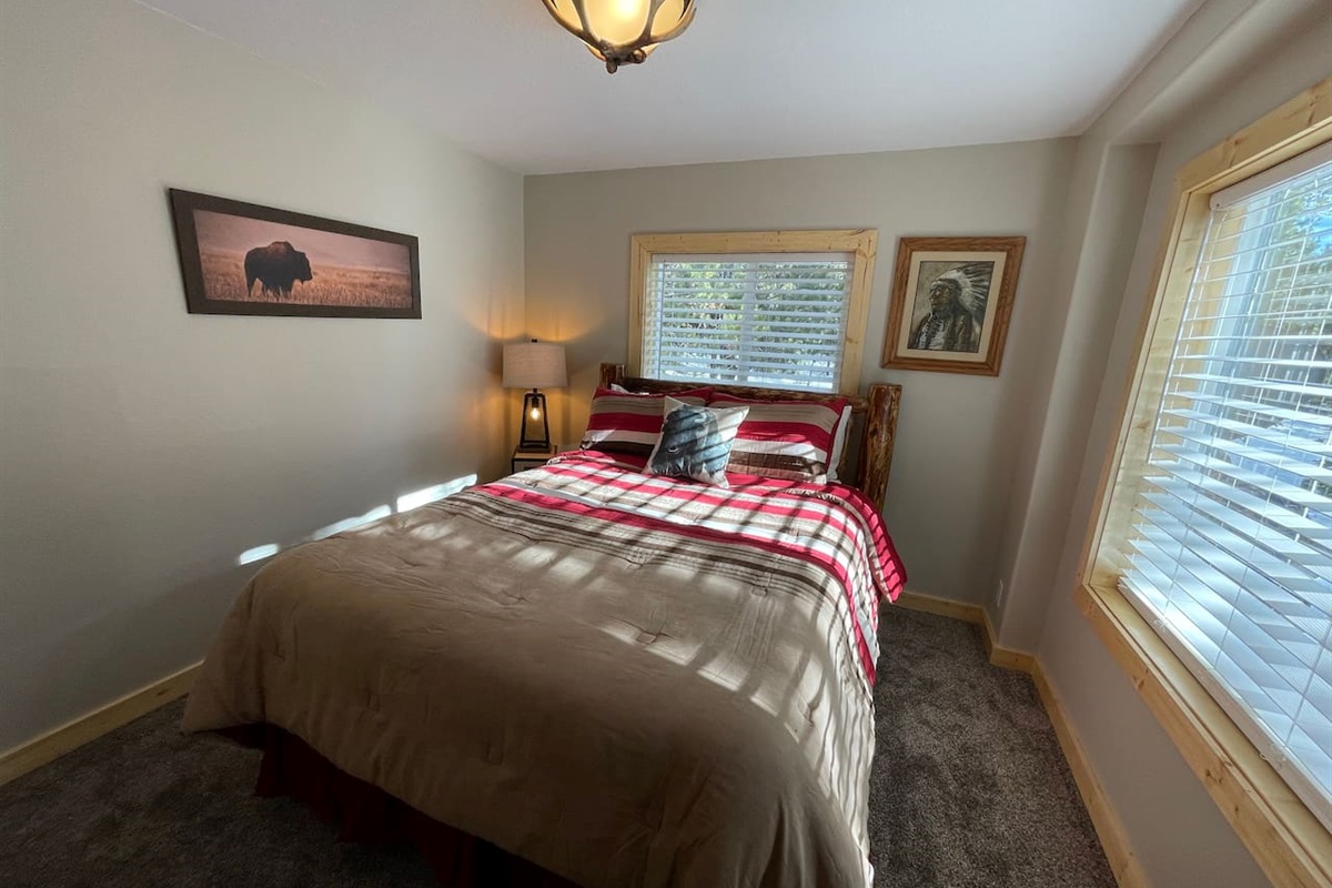 Buffalo Guest Bedroom #3