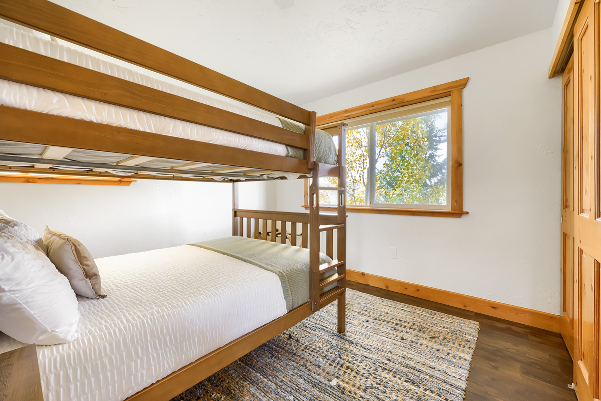 Double the beds, double the fun!