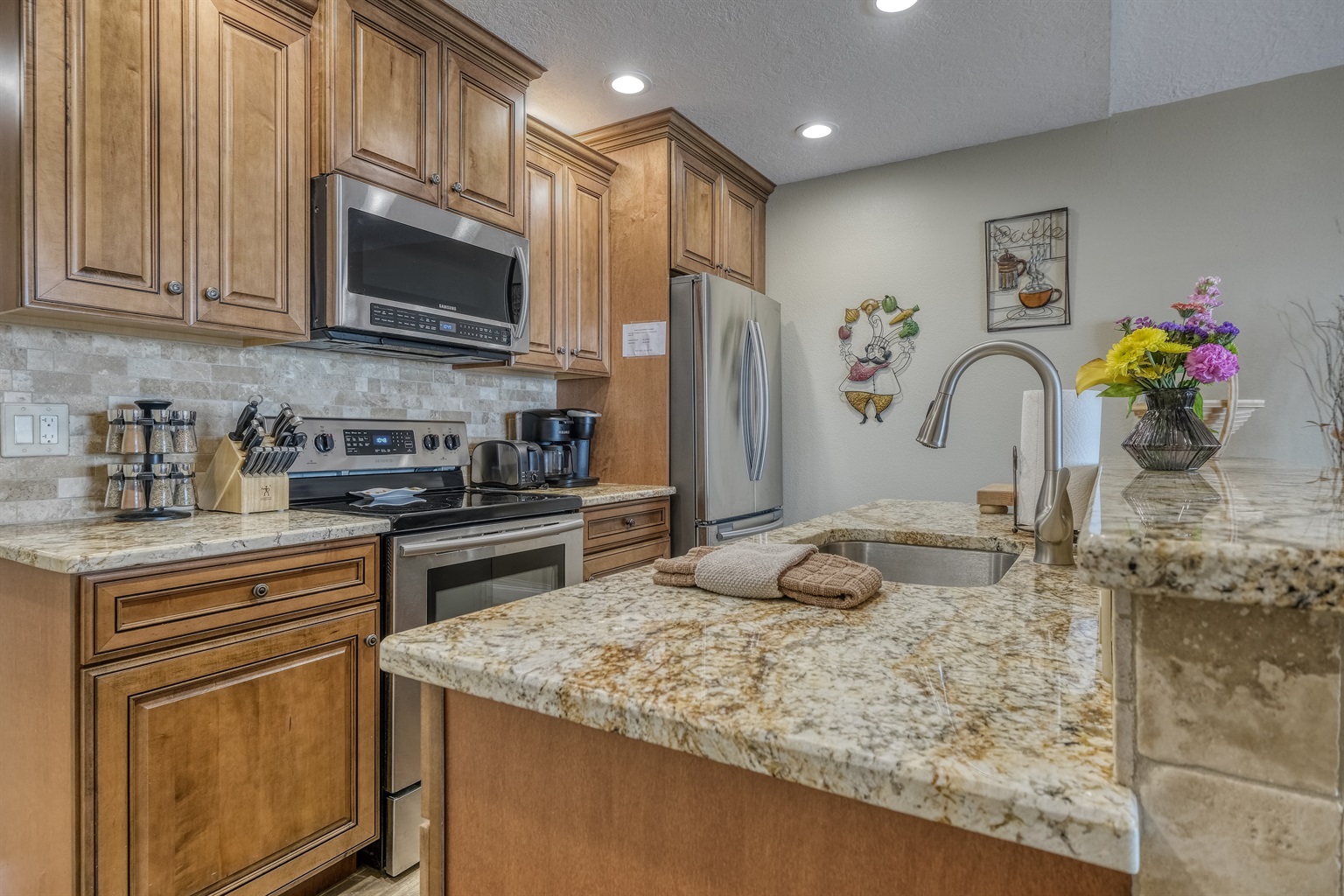 Another view of the kitchen