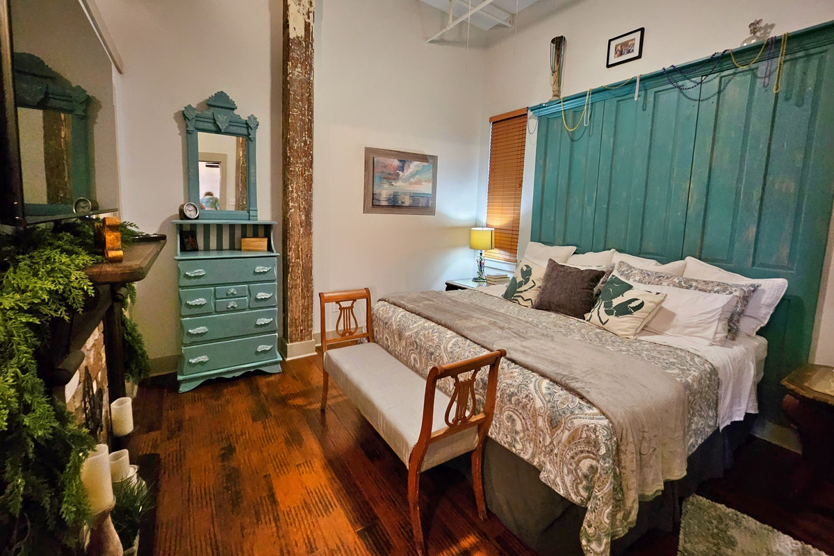 King bed