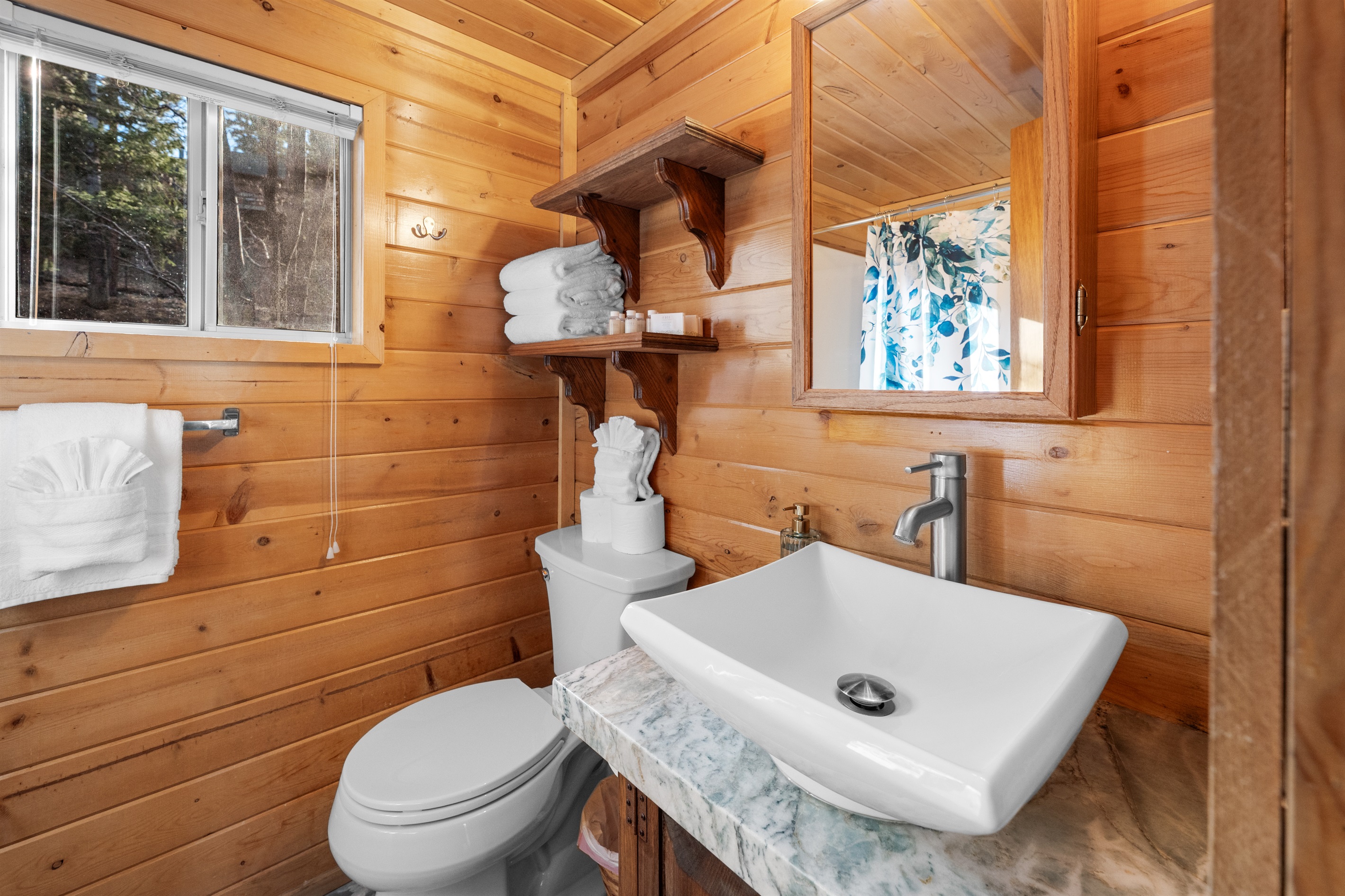 Full master bathroom