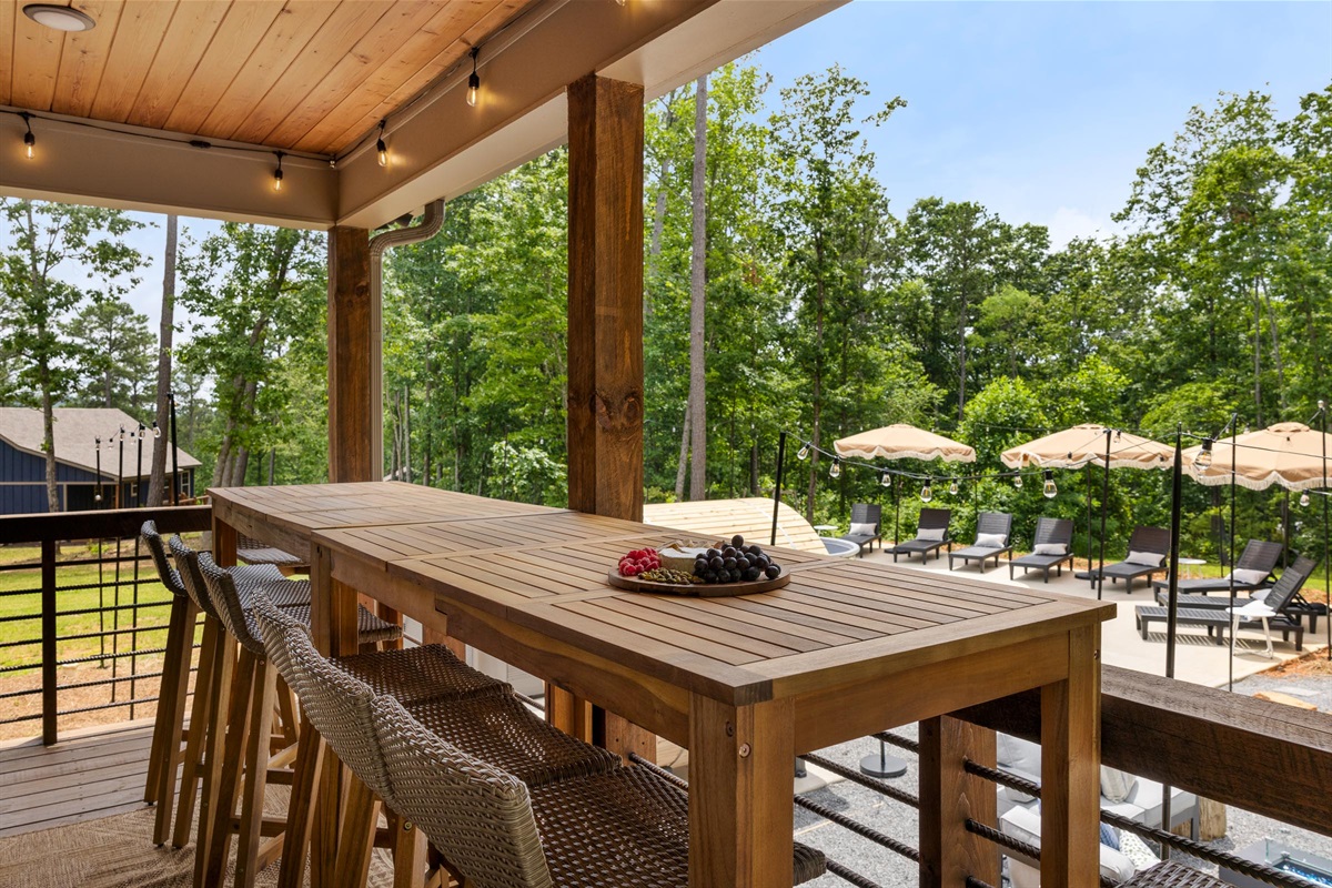 Al fresco evenings, mountain air, and moments that linger long after dinner.
