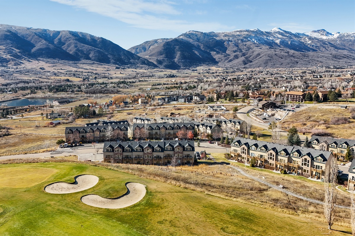 Take in sweeping valley and mountain views—your backdrop for a truly scenic getaway.