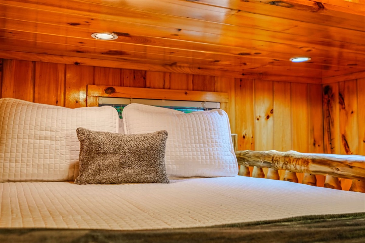 Main level Queen Bunkbed