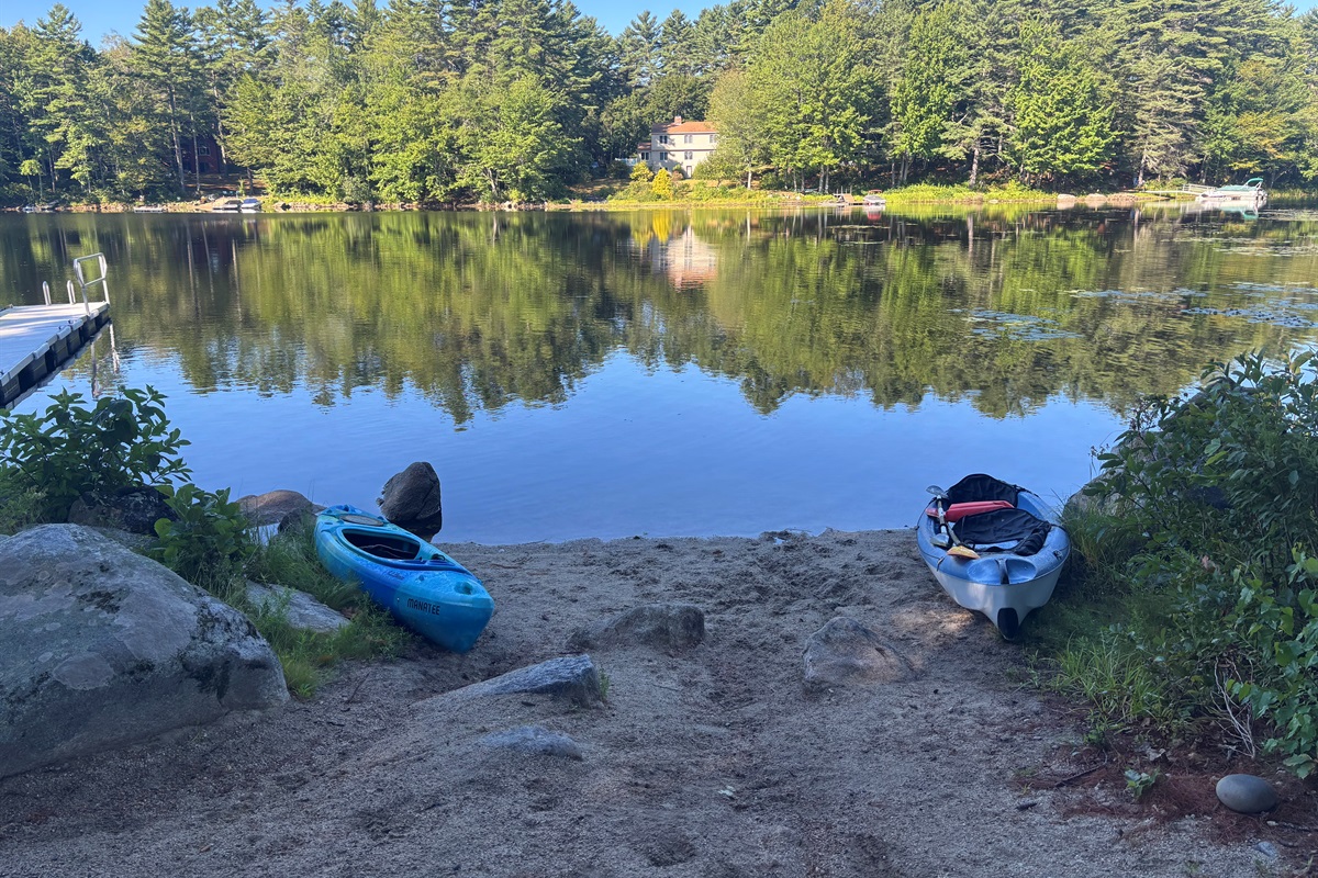 Private waterfront to enjoy the sand and kayaks