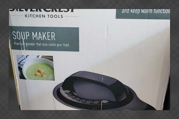 Soup Maker:
Located in the common area upstairs, shared between the guests.