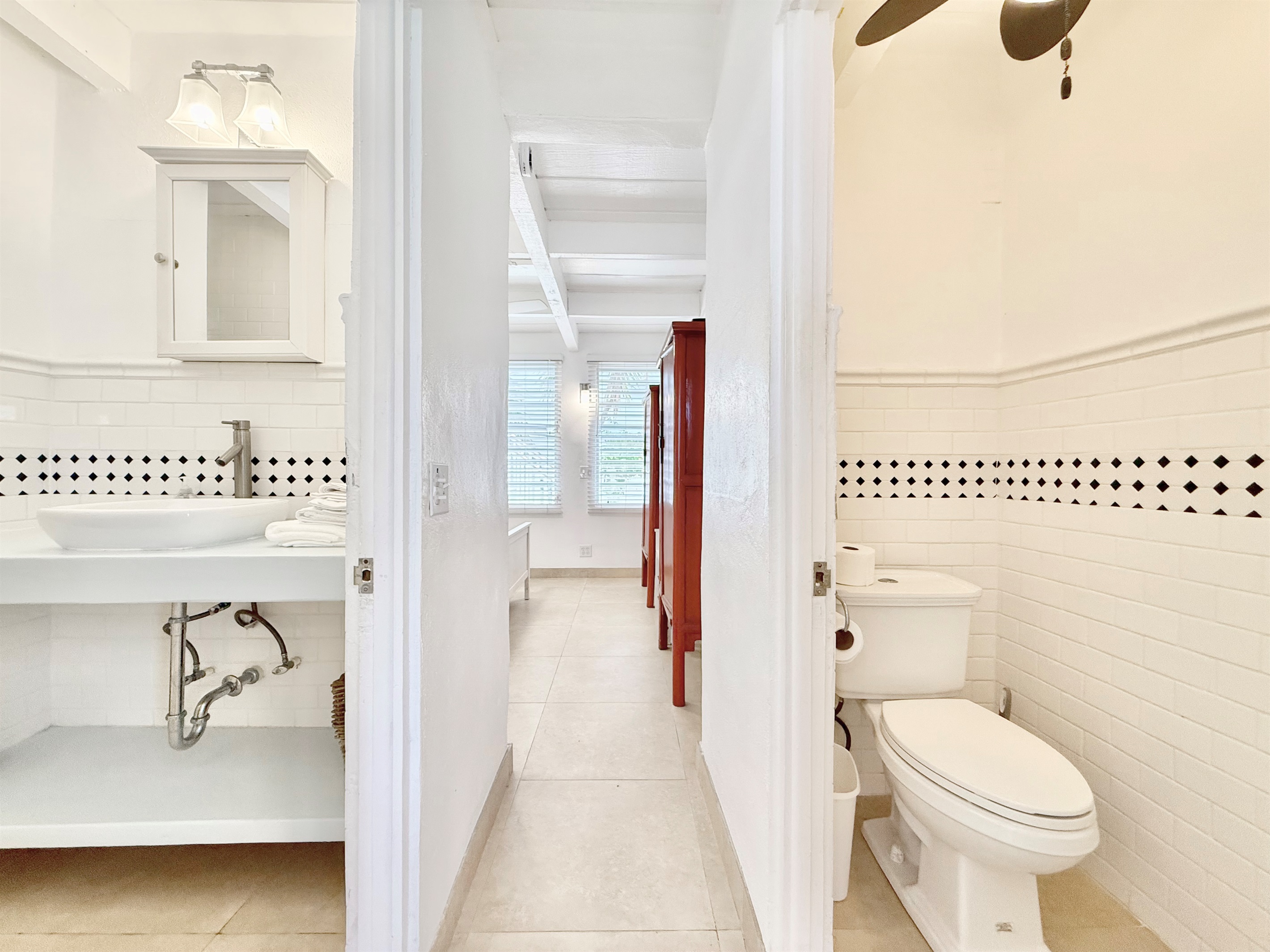 Main Bedroom bathroom
