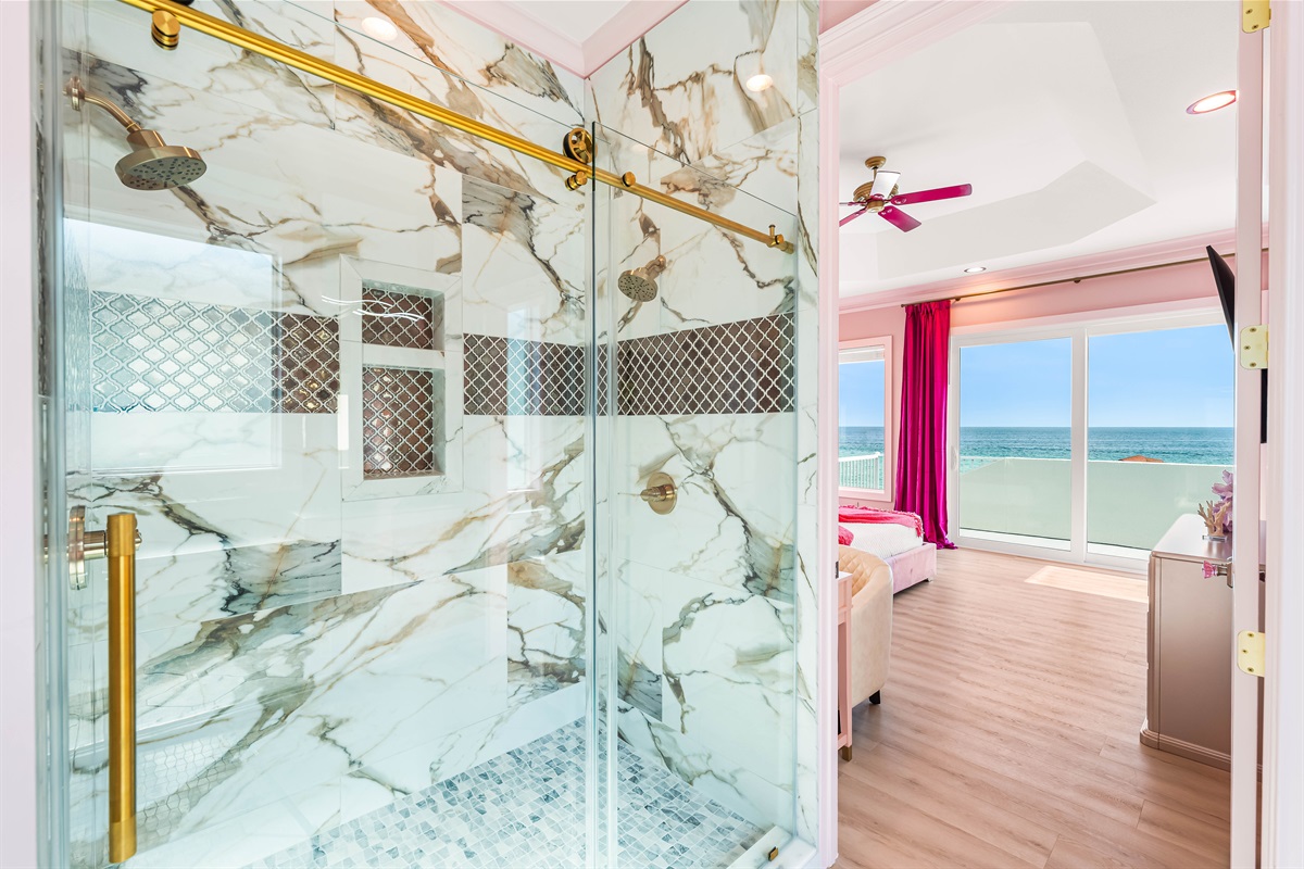 Beachfront Master Suite Double Shower | Third Floor