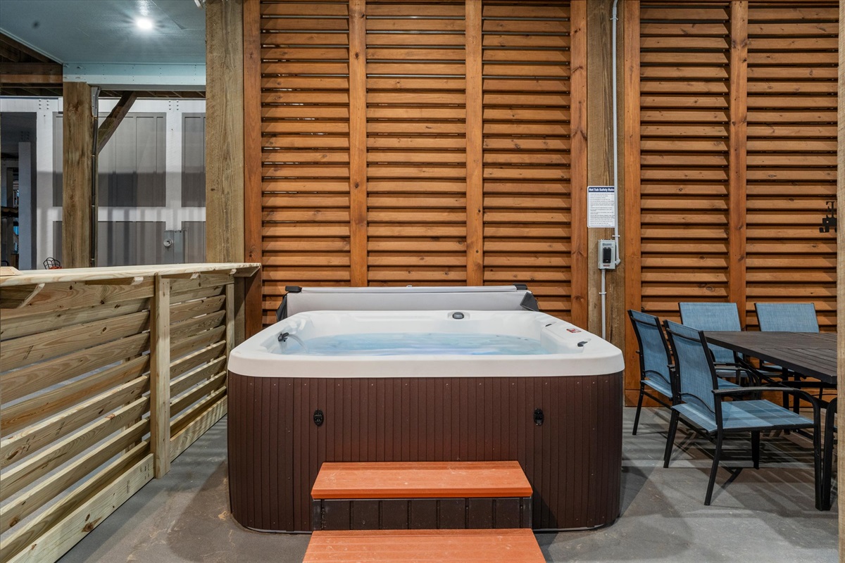 23804f0e67064daa868576278f638611 Large | Beachhouse | Texas | TX | Vacation Homes | Galveston | Crystal Beach | Kokomo | Breezy Days | Beachfront Elegance | Sunrise Serenity | Southern Sands Property Management, LLC