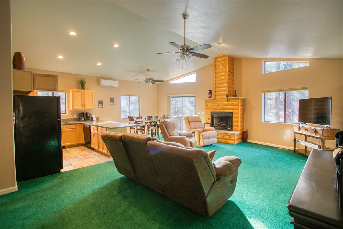 “Games for kids to play with, open floor plan living room/kitchen area. Nice gas fireplace. Glad there were space heaters in closets for additional comfort. (It got cold and snowed so these were nice to have!)” – Beth, Oct 2024