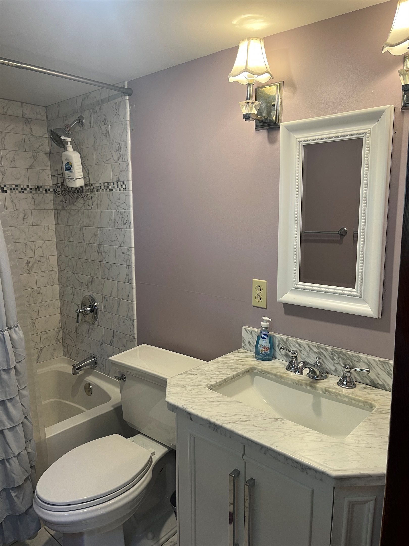 2nd floor bathroom