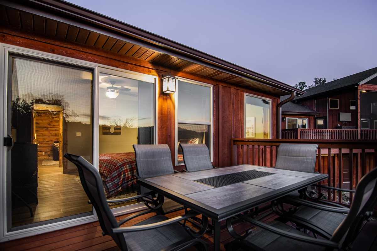 Imagine enjoying the evening here!