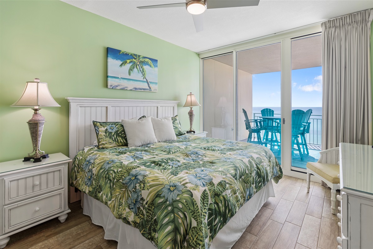 Gulf-front Primary Bedroom