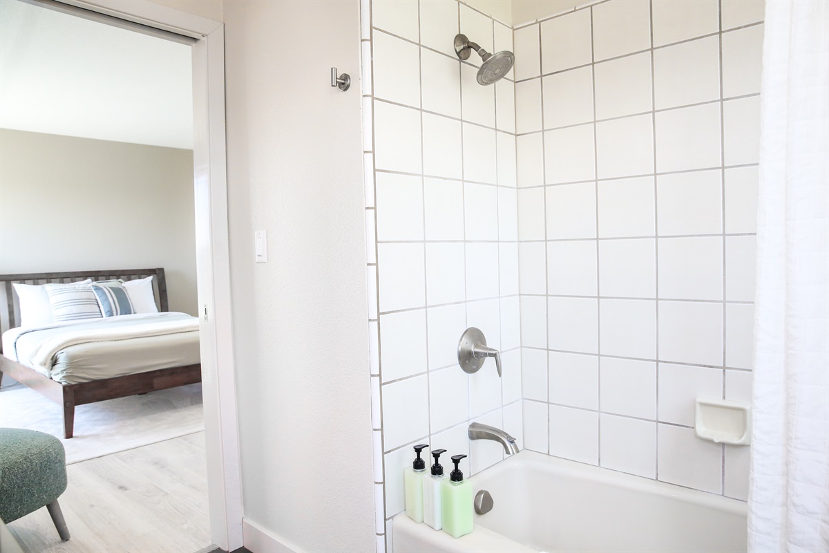 Green sea ensuite bathroom