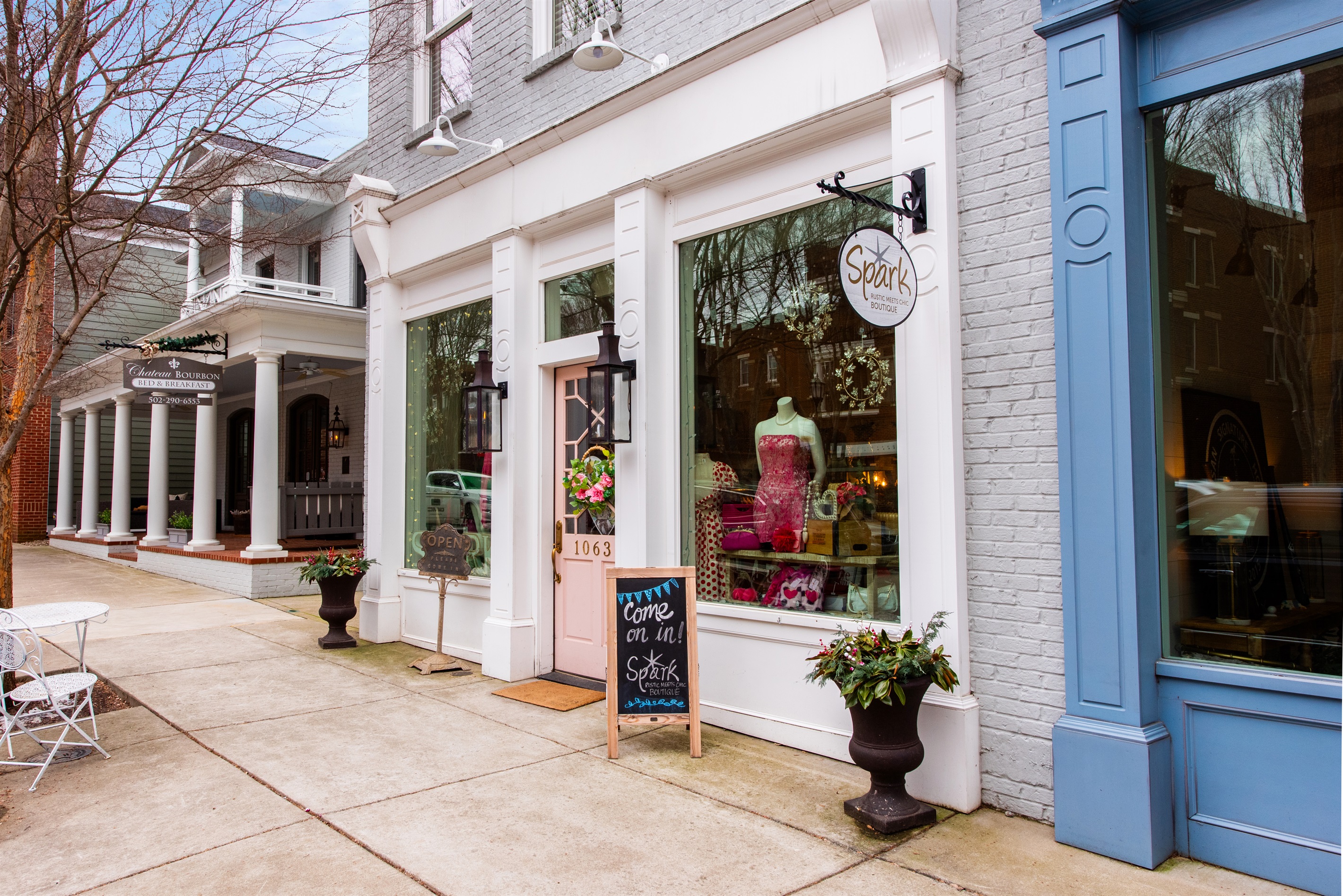 A boutique blending rustic charm with chic style and unique pieces.
